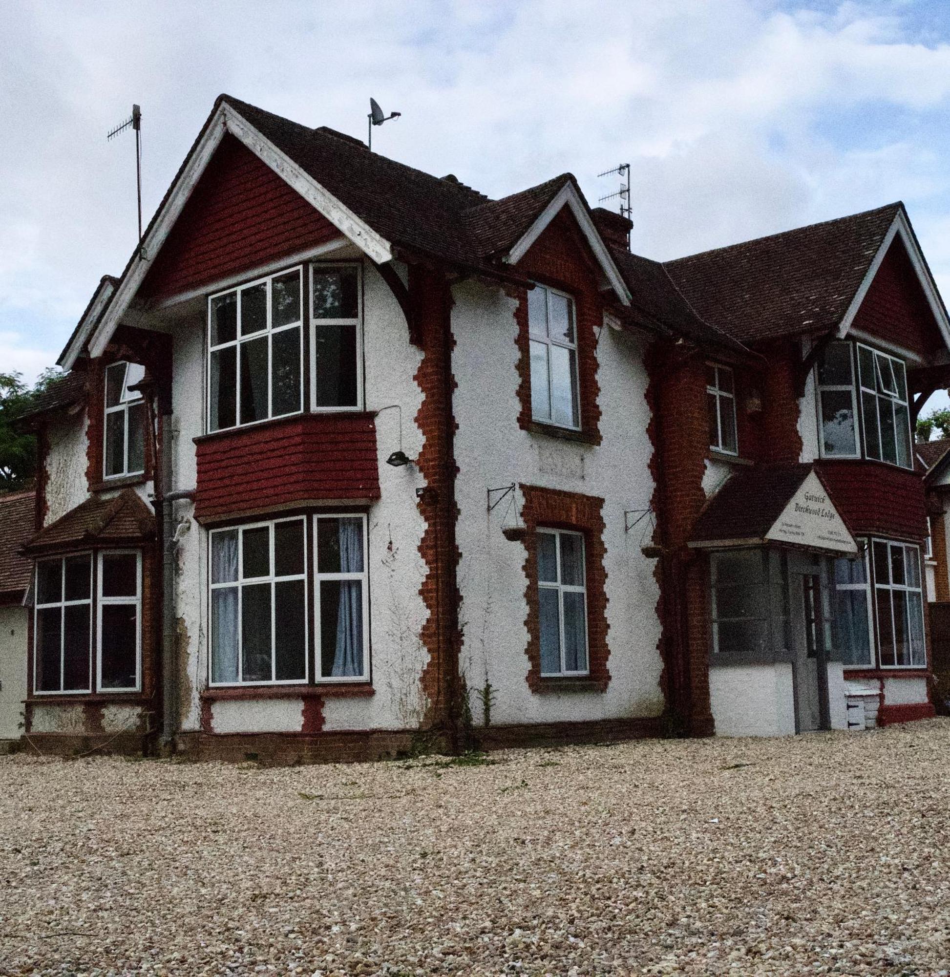 Gatwick Birchwood Lodge With Holiday Parking Horley Ngoại thất bức ảnh