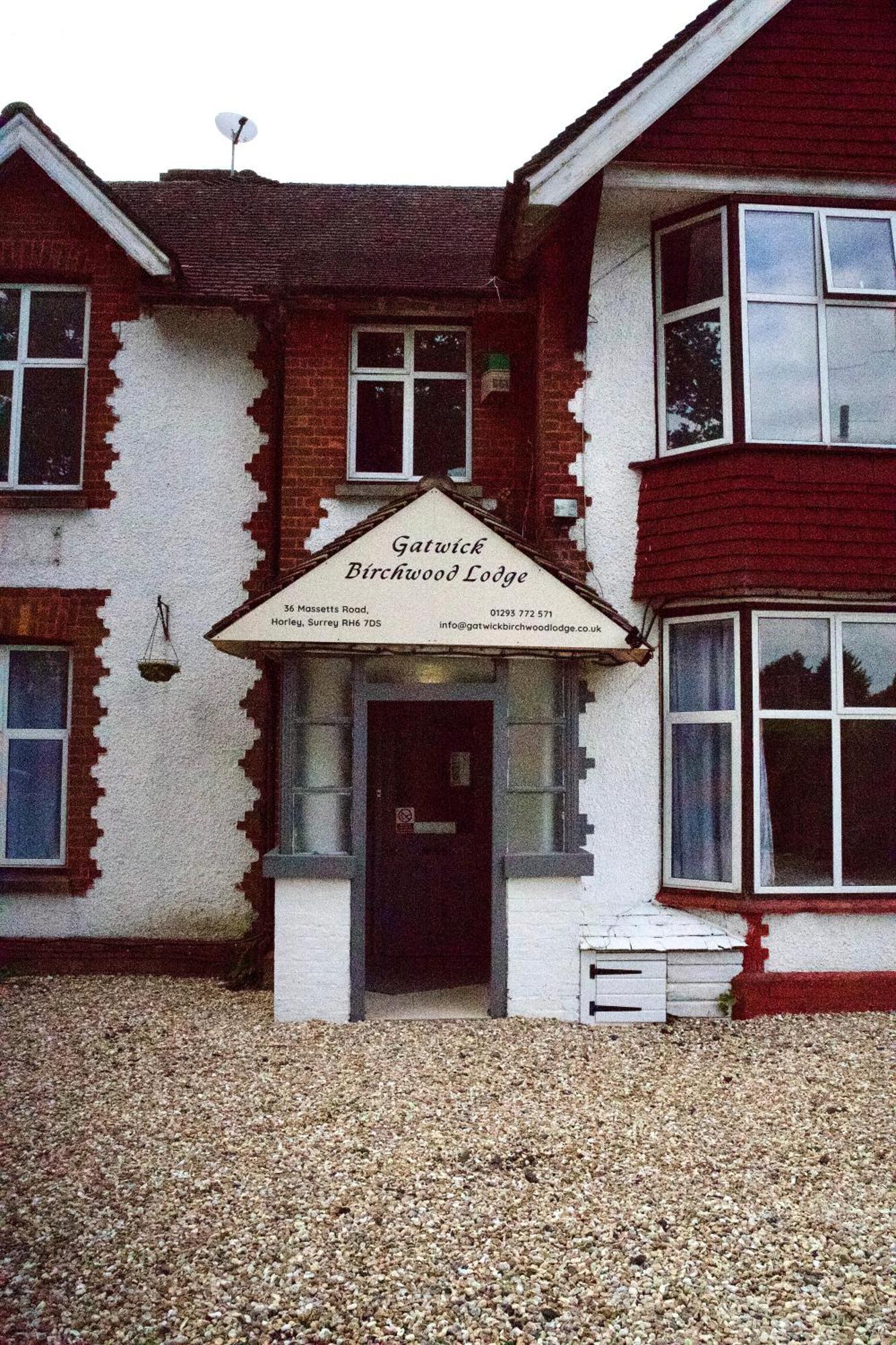Gatwick Birchwood Lodge With Holiday Parking Horley Ngoại thất bức ảnh