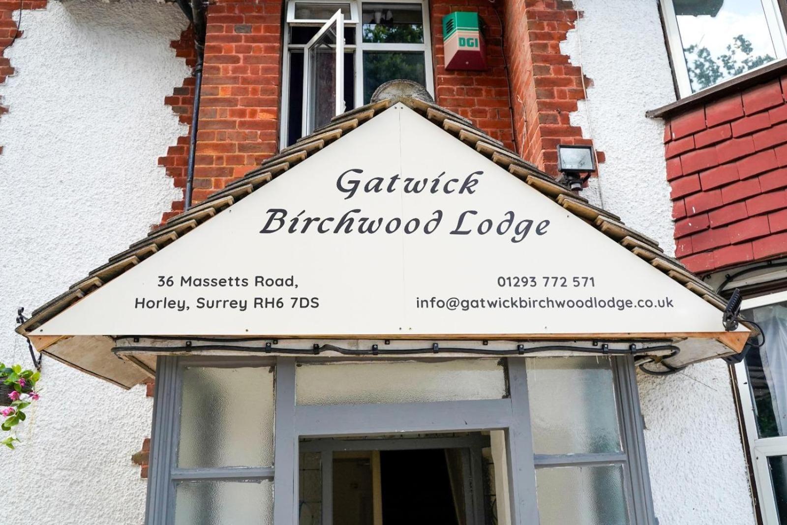 Gatwick Birchwood Lodge With Holiday Parking Horley Ngoại thất bức ảnh
